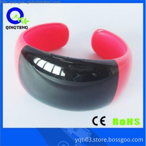 charming  fashion bluetooth bracelets  with caller ID